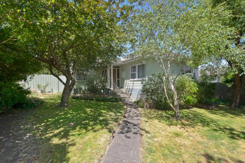 2 Shirley Avenue Glen Waverley 3150