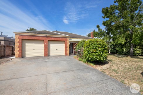 2 Spielberg Court, WENDOUREE