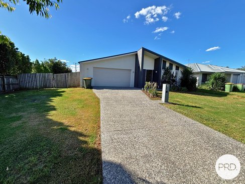 2 Swallowtail Street, ROSEWOOD