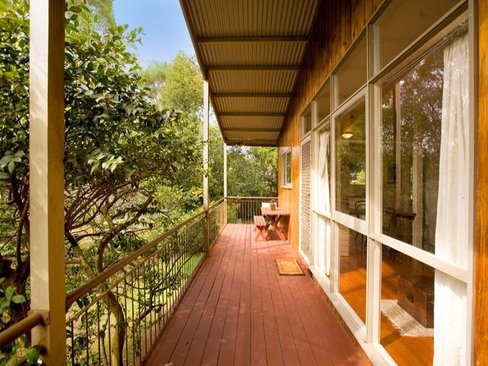 2 Tarrangower Avenue Mitcham 3132