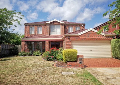 2 The Grove  Glen Waverley 3150