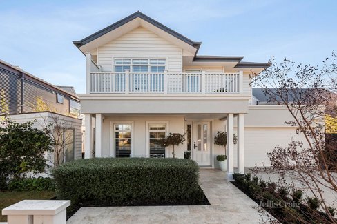 2 Thorn Street Barwon Heads 3227
