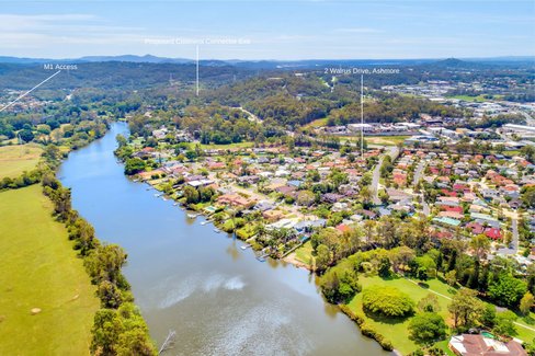 2 Walrus Drive, ASHMORE QLD 4214