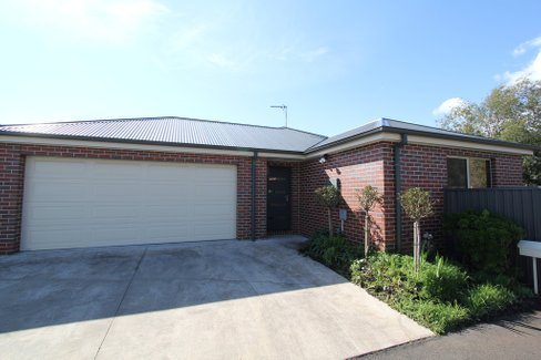 2 Washington Place, REDAN VIC 3350