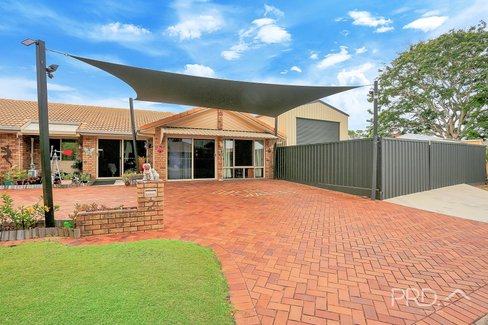 2 Whimbrel Grove, ELI WATERS QLD 4655