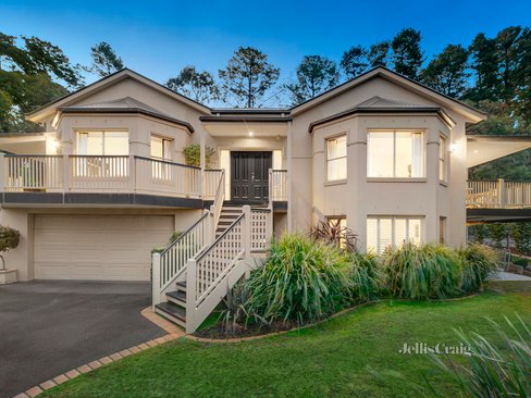 2 Woongarra Court Eltham 3095