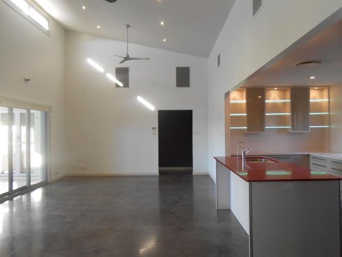 20 Barrington Drive, TAMWORTH NSW 2340