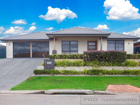 20 Brittany Avenue, RUTHERFORD NSW 2320