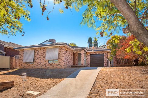 20 Brolga Way, TAMWORTH NSW 2340