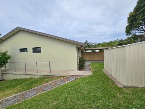 20 Estuary Drive, MOONEE BEACH NSW 2450