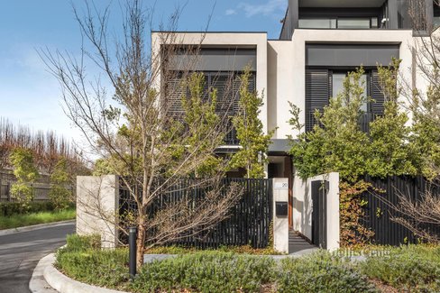 20 Eucalypt Avenue Malvern East 3145