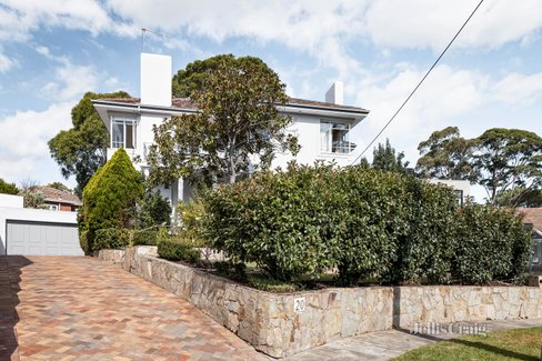 20 Finhaven Court Kew 3101