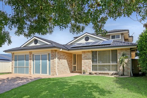 20 Glengarry Way, HORSLEY NSW 2530