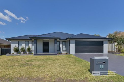 20 Kalinda Place, TAMWORTH NSW 2340