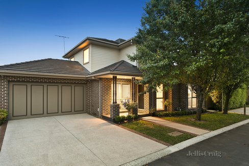 20 Kingswood Rise Box Hill South 3128
