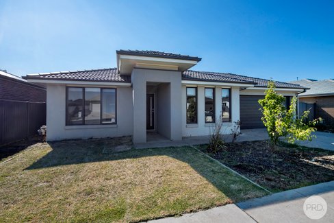 20 Lugano Avenue, ALFREDTON VIC 3350