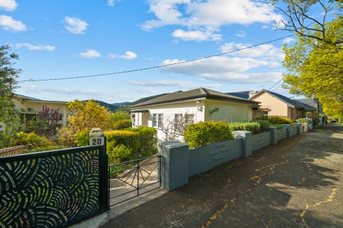 20 Pioneer Avenue, NEW NORFOLK TAS 7140
