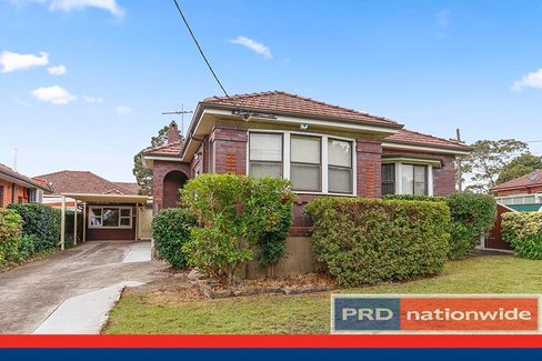 20 St Elmo Parade, KINGSGROVE NSW 2208