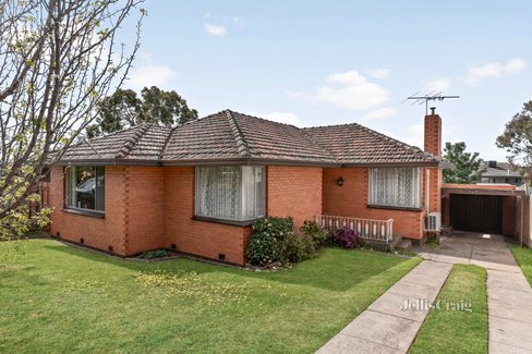 20 Strathaird Street Strathmore 3041