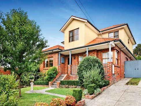 20 Sutton Parade Mont Albert North 3129