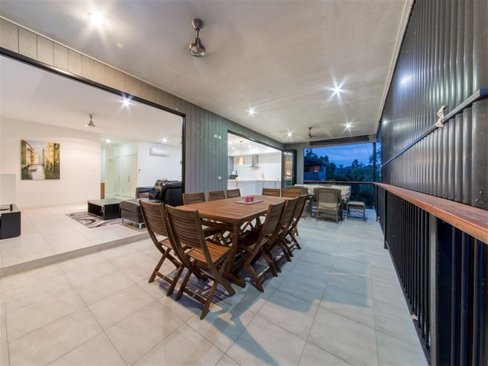 20 Whitehaven Crescent, CANNONVALE QLD 4802