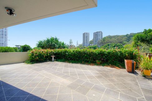2007/1 Ocean Street, BURLEIGH HEADS QLD 4220