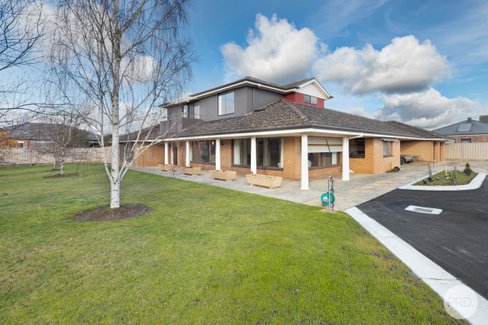 201 Smythes Rd, DELACOMBE VIC 3356
