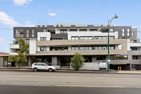 201/661 Whitehorse Road Mont Albert 3127