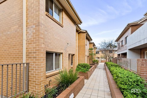 20/21-25 Orth Street, KINGSWOOD NSW 2747