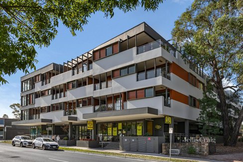 202 211 Mount Dandenong Road Croydon 3136