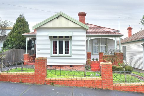 203 Howard Street, SOLDIERS HILL VIC 3350