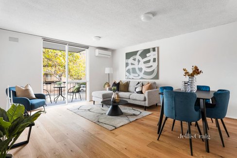 20 302 Abbotsford Street North Melbourne 3051