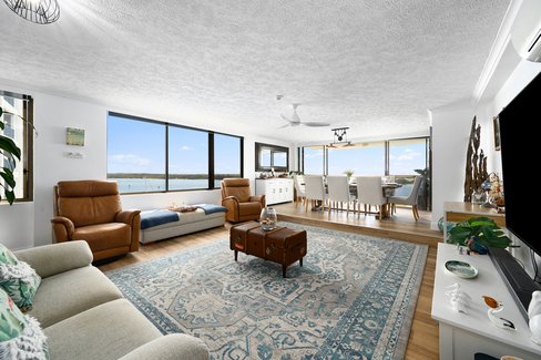 20/316-318 Marine Parade, LABRADOR QLD 4215