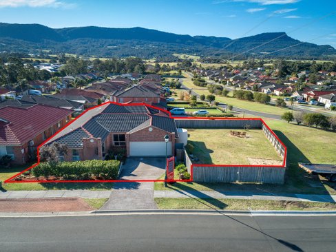 204 Bong Bong Road, HORSLEY NSW 2530