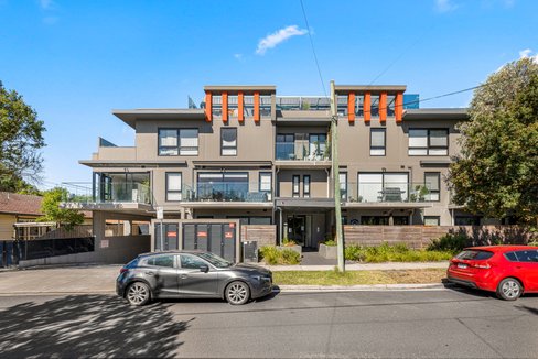 204/2-4 Churchill Street Ringwood 3134