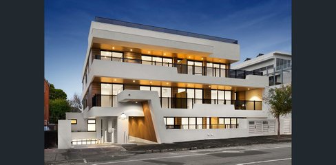 204/29 Ormond Road  Elwood 3184