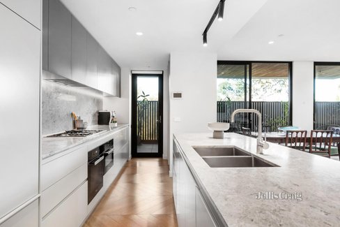 204 56 Wattletree Road Armadale 3143