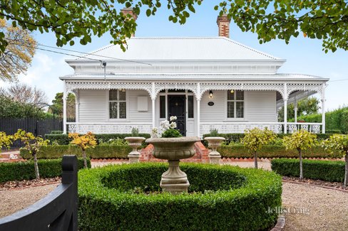 205 Gregory Street Soldiers Hill 3350