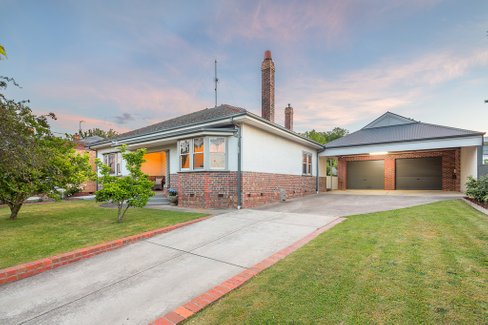 205 Macarthur Street, SOLDIERS HILL VIC 3350