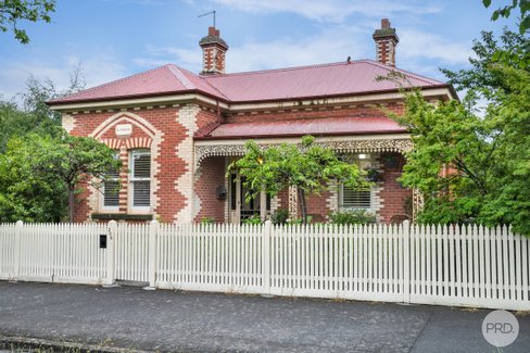 206 Macarthur Street, SOLDIERS HILL VIC 3350