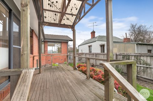 206 York Street, BALLARAT EAST VIC 3350