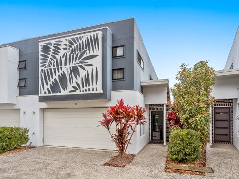 20/7 Border Drive North, CURRUMBIN WATERS QLD 4223