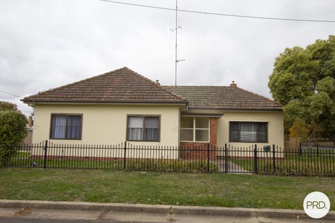 207 Russell Street, NEWINGTON VIC 3350