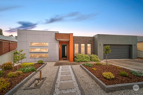 207 Station Street, EPSOM VIC 3551