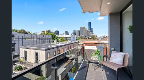 207/57 Toorak Road South Yarra 3141