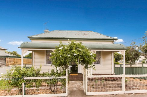 208 Arnold Street, BENDIGO VIC 3550