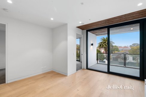 208/1273 High St  Malvern 3144