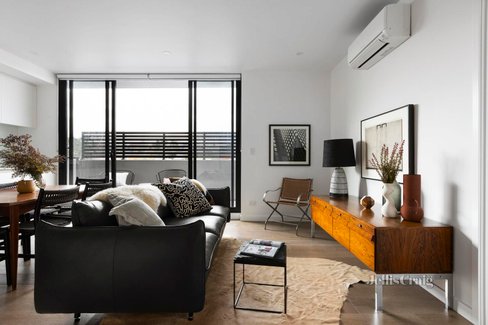 208 66 St Georges Road Northcote 3070
