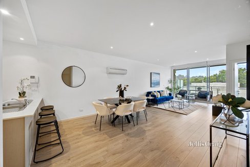 209 286-290 Blackburn Road Glen Waverley 3150