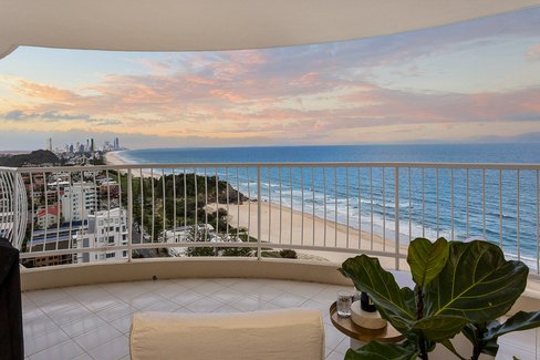 20E/238 The Esplanade, Burleigh Heads QLD 4220